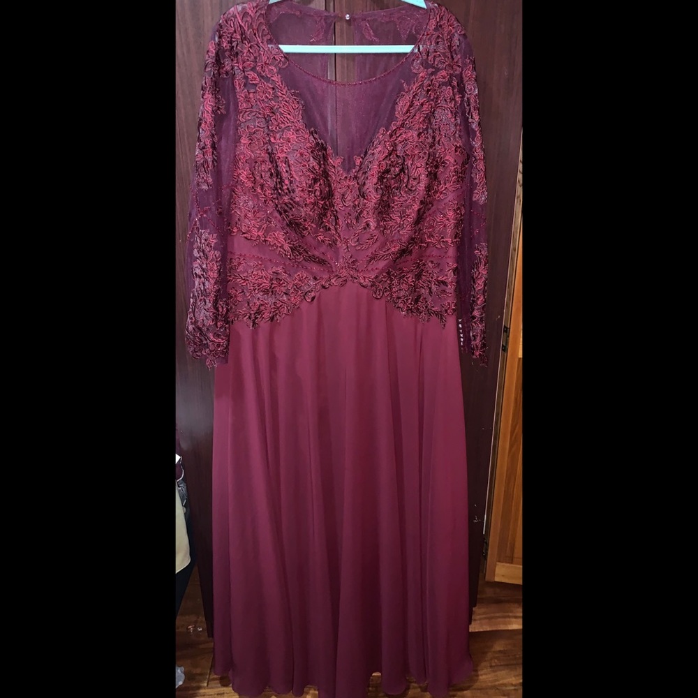 JJ House Claret/Burgundy Evening Dress
